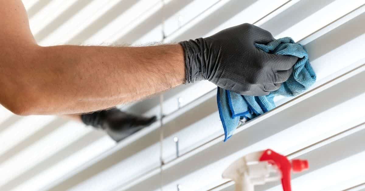 Effortless Cleaning 5 Hacks For Cleaning Blinds Effectively