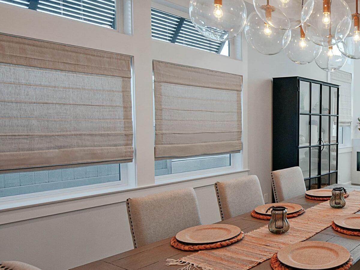 Expert Guide: Choosing Roman Shades For Dining Rooms